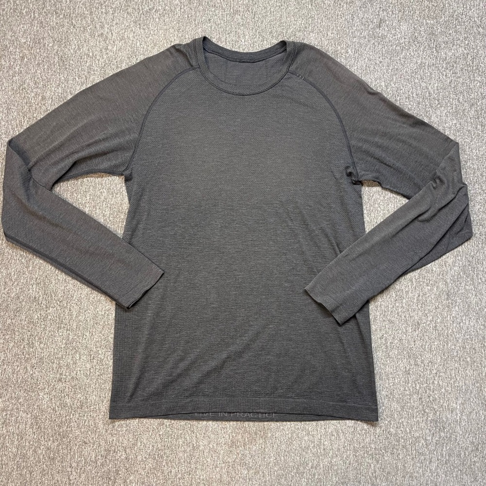 Lululemon Mens Metal Vent Tech Long Sleeve Shirt Gray Heather Training Medium